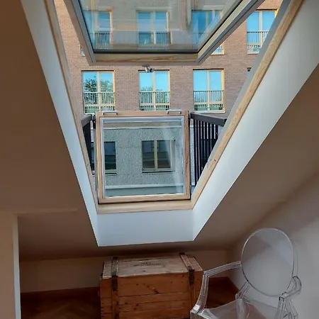 Modern History Apartman *