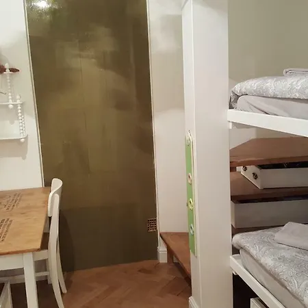 Modern History 아파트 탈린