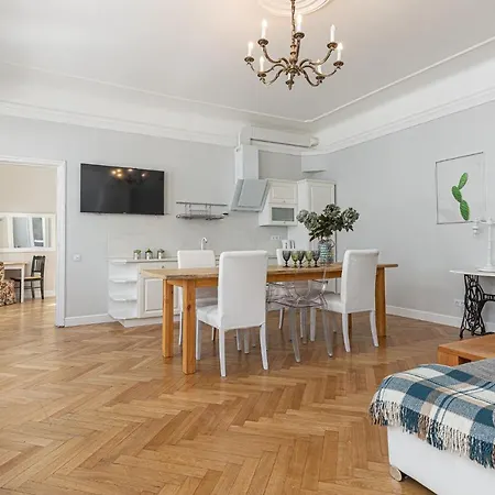 Modern History 아파트