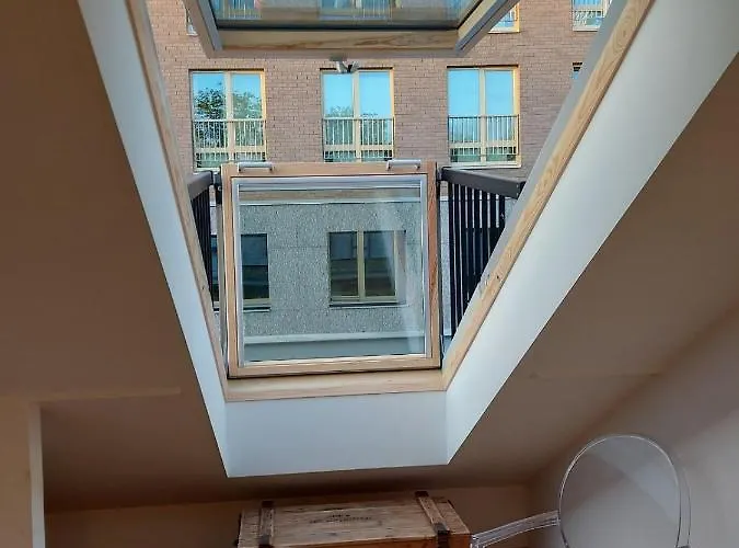 Modern History Apartment *