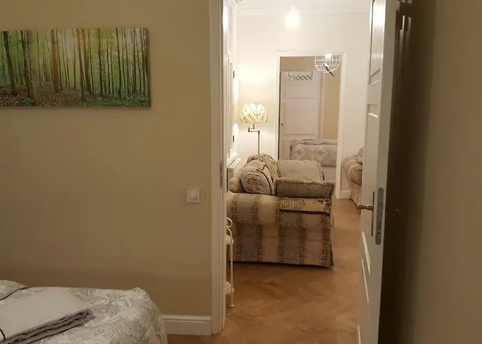 Modern History * Tallin