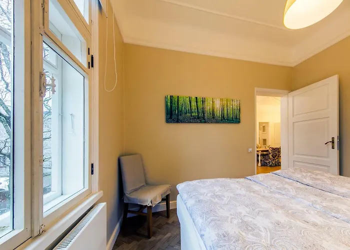 Modern History * Reval