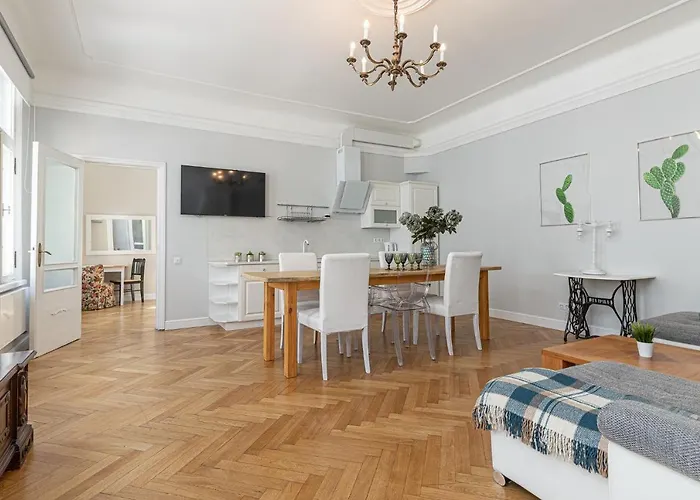 Modern History Apartament