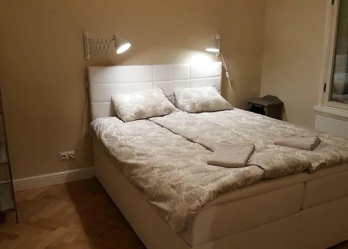 Modern History Apartment *