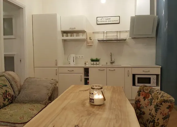 Modern History * Reval